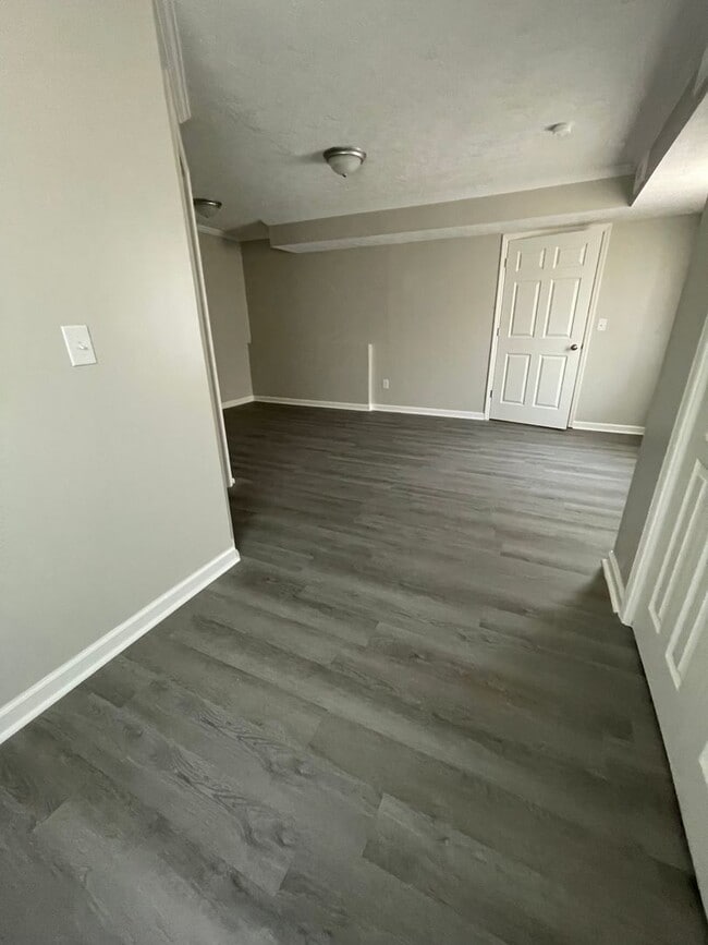 Photo - Oversized Newly Renovated One Bedroom Available Unit 225-11
