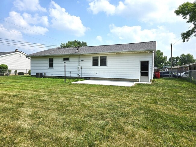Photo - 52 Deger Dr