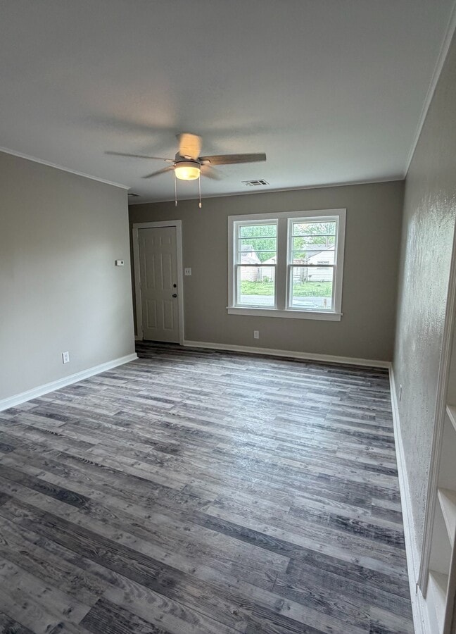 Photo - 1904 Home Cir