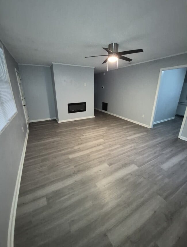 Photo - 111 Becky St