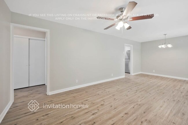 Photo - 6476 Paddington Way