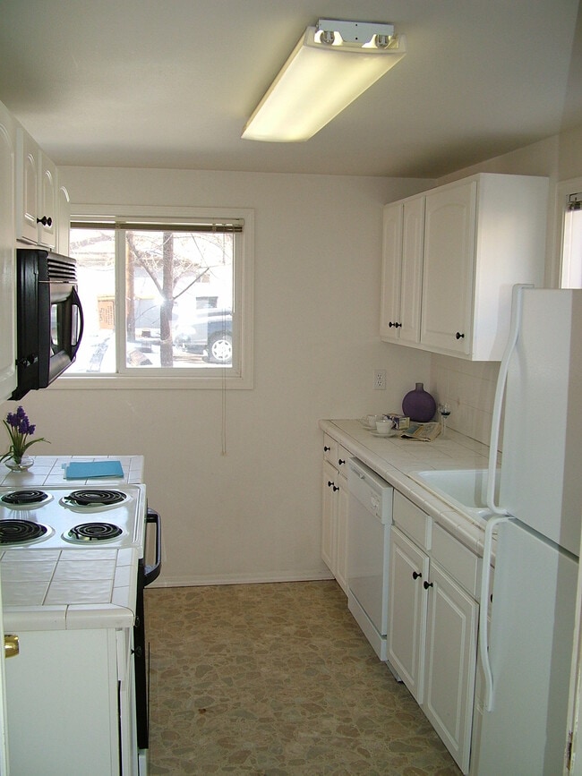Photo - 1018 W Colorado Ave