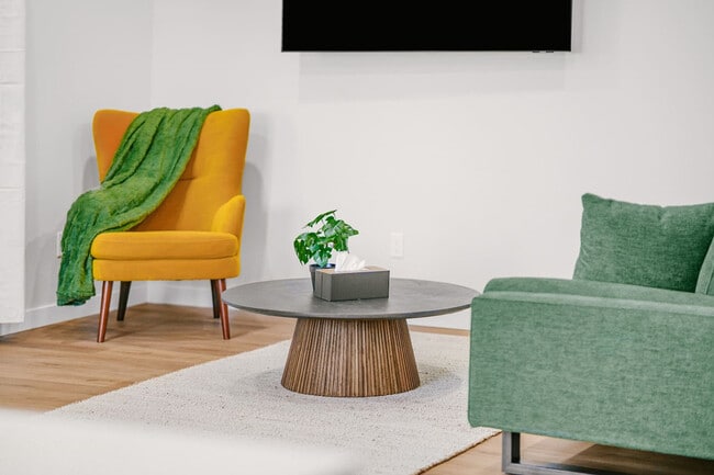 Photo - 3202 NW Division St Unidad ID1334339P