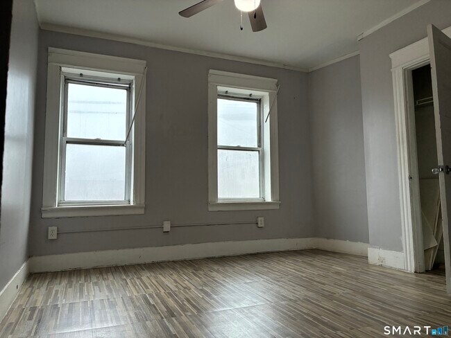 Photo - 70 Center St