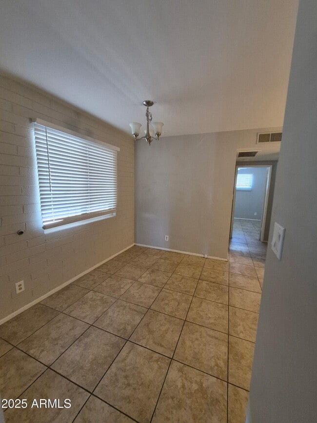 Photo - 935 N Orange Unit B