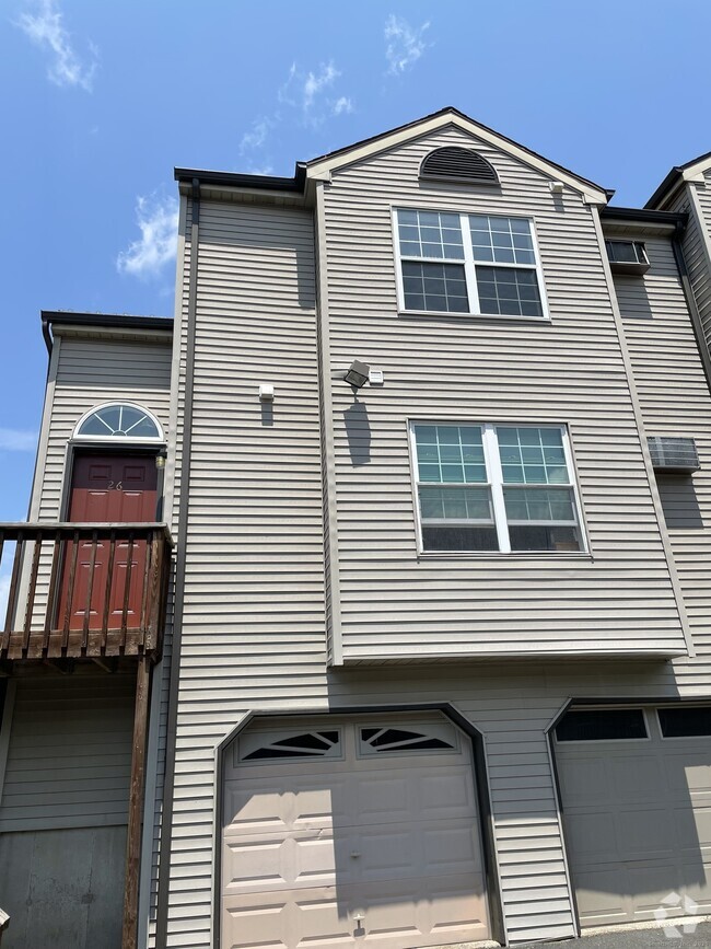Building Photo - 782 Oronoke Rd Unit APT 26