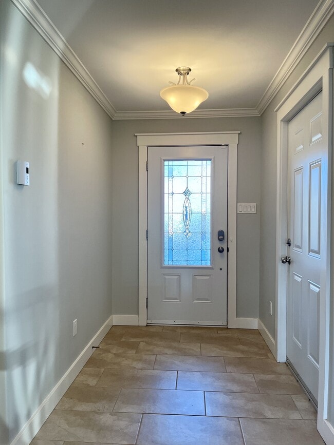 Photo - 16 Bridgeport St