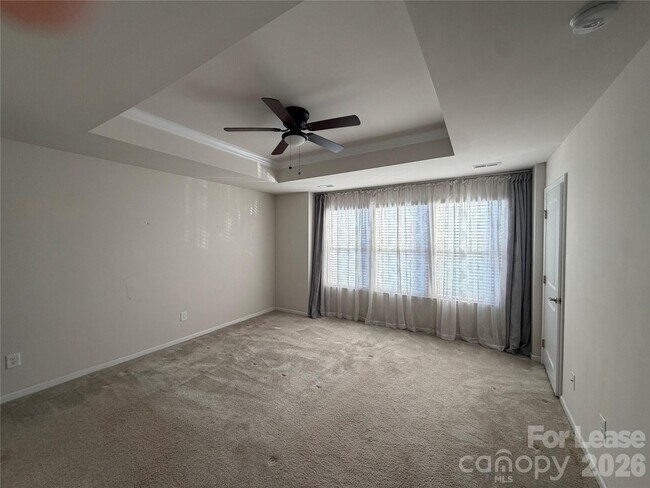 Photo - 318 Willow Wood Ct