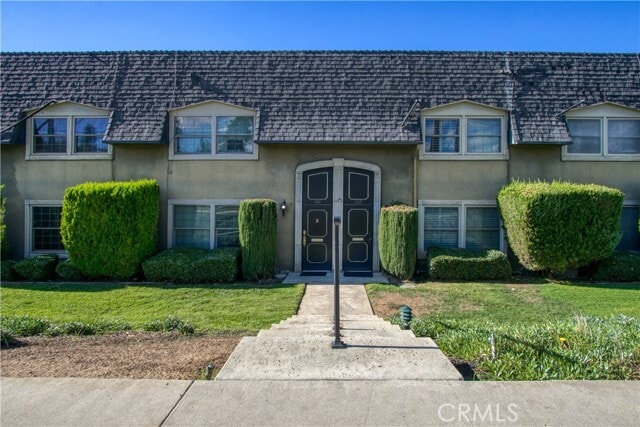 Photo - 101 E Cypress Ave