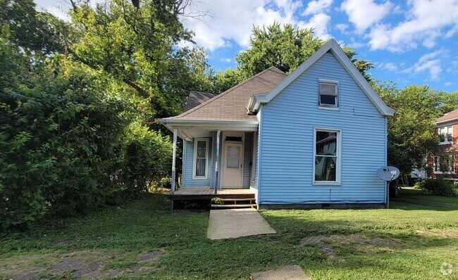 Building Photo - 219 Jackson Ave Rental