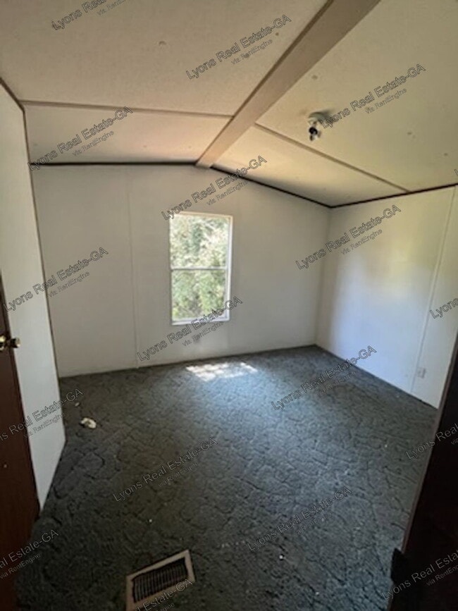 1632 Pine Top Trail