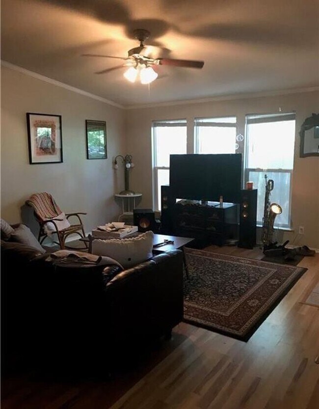 Photo - 1410 Harvey St