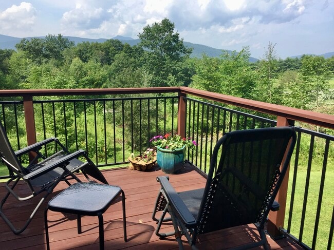 Photo - 475 Black Bear Holw