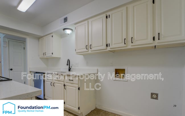 Photo - 3814 Selden Cove