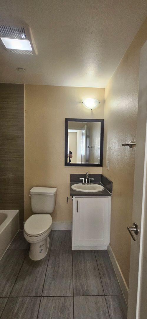 Photo - 85(1631) Unidad 85TH(1633 1/2B2)