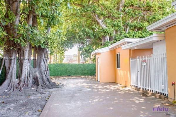 Photo - 1042 NW 2nd St Unit 1042