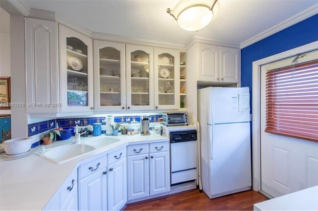 Photo - 2200 Park Ln Unidad 105