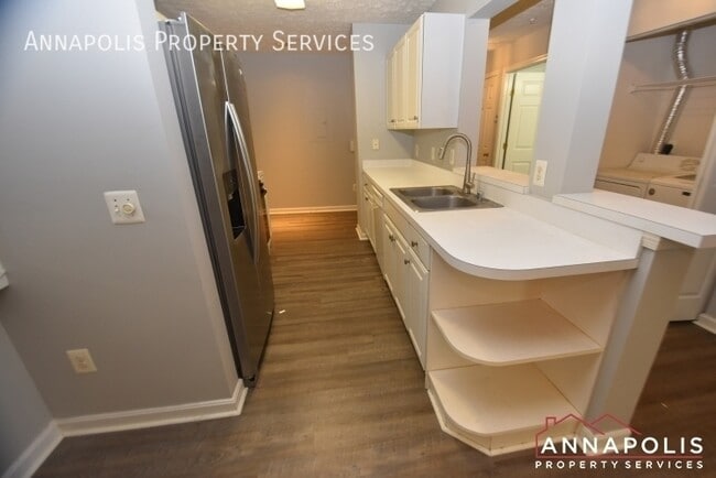 Photo - 657 Burtons Cove Way Unit 6