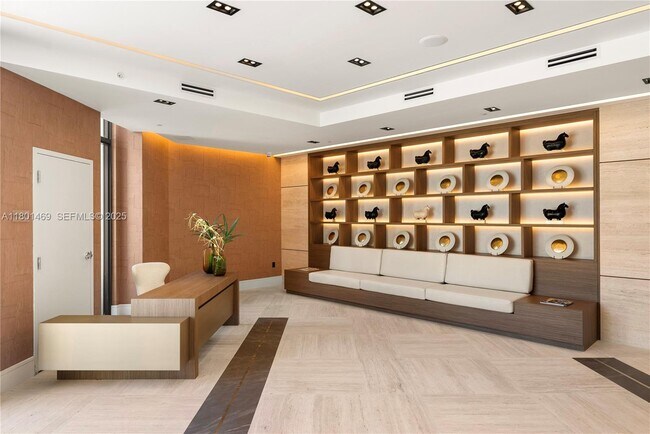 Photo - 701 Valencia Ave Unit 403