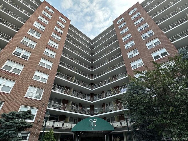 Building Photo - 91 Strawberry Hill Ave Unit APT 734