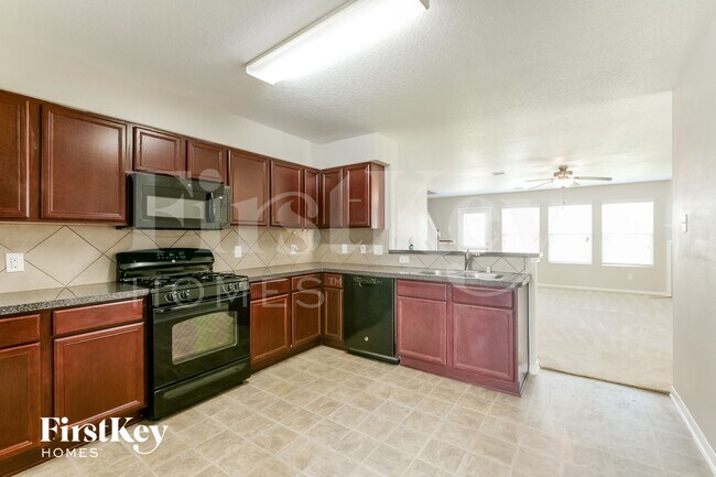Photo - 9909 Hyacinth Way