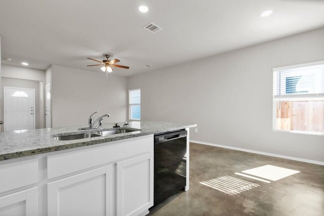 Photo - 9426 Apple Ridge Ln Unit 9426 Apple Ridge 604