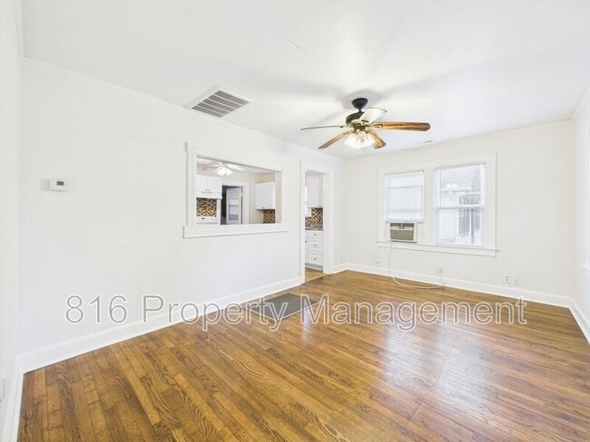 Photo - 111 W 78th St