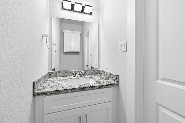 Photo - 4677 Bellfort Ave