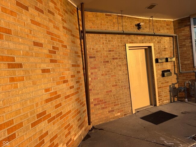 Photo - 3015 S Holt Rd