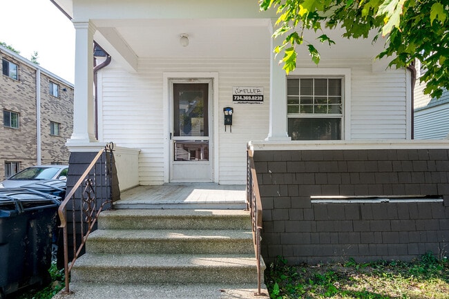 Photo - 112 Adams St