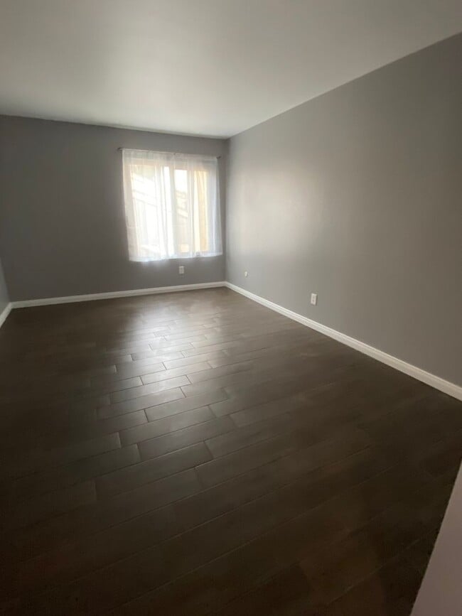 Photo - 2BD / 1BA Apartment with AC and parking in Mission Valley!