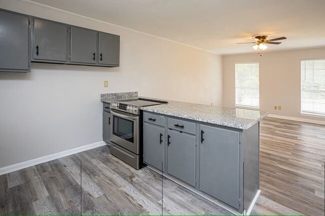 Photo - Beautiful and Spacious! Freshly Renovated... Unidad 46