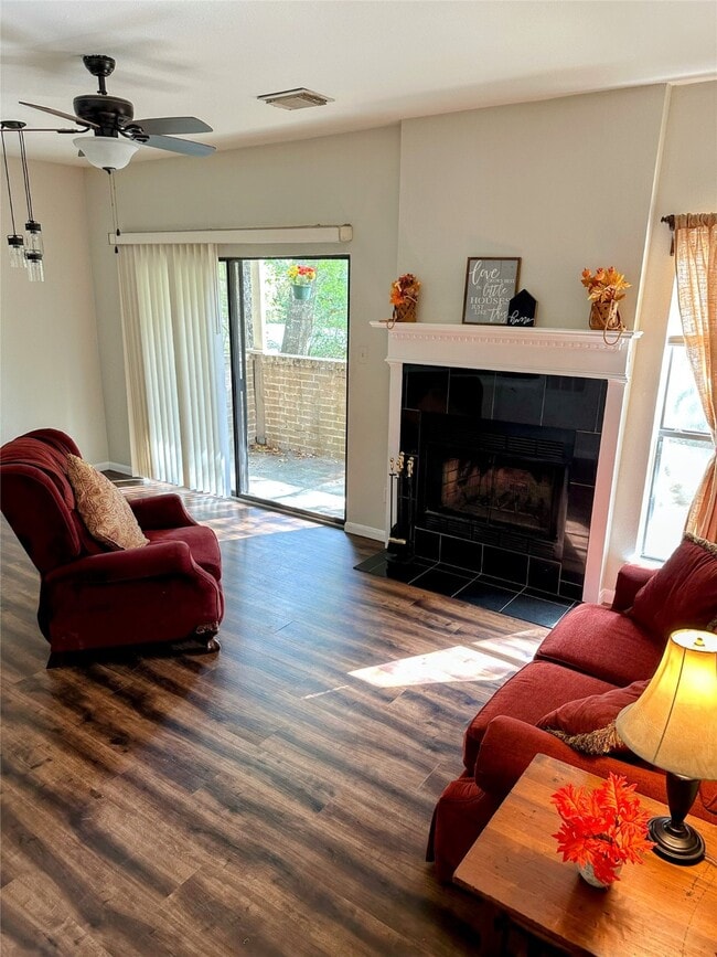 Photo - 3500 Tangle Brush Dr Unit 187