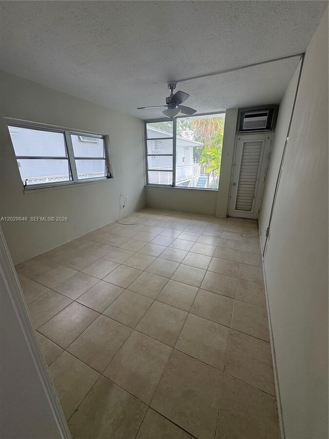 Photo - 10281 E Bay Harbor Dr Unit D3