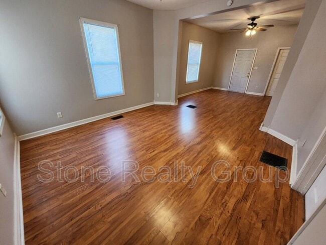 Photo - 1201 S 11th St