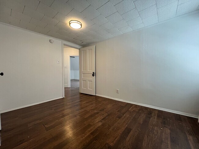 Photo - 229 Amber St Unit 3