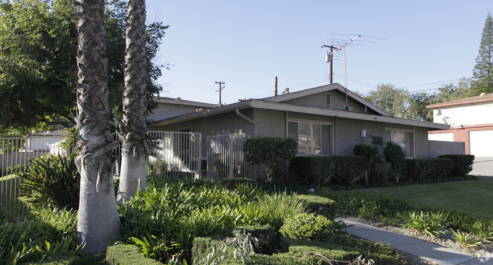 Photo - 441 Silverwood Ave