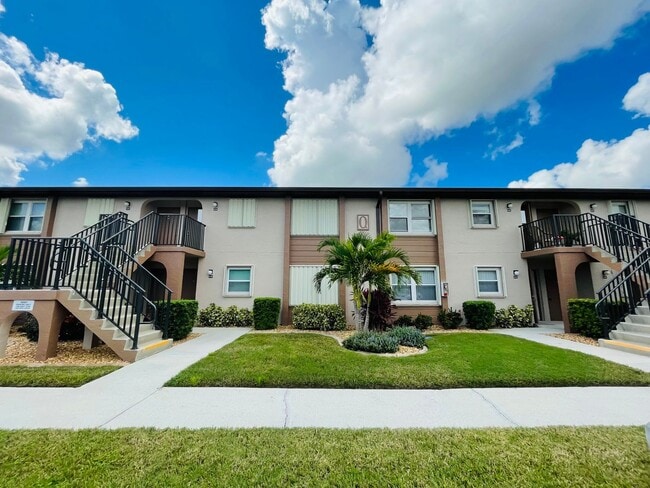 Building Photo - **AVAILABLE FOR 2025-26 WINTER SEASON** Unit Q201