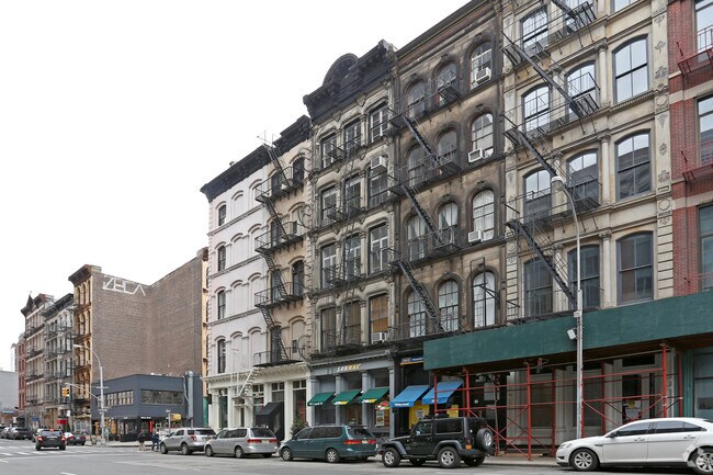 Photo - 297-301 Church St