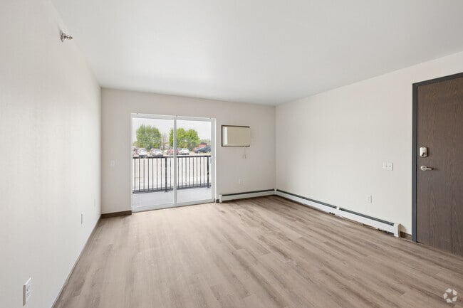 3BR, 2BA - 1,185SF - Living Room