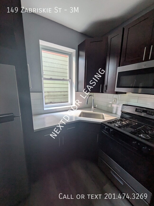 Photo - 149 Zabriskie St Unit 3M
