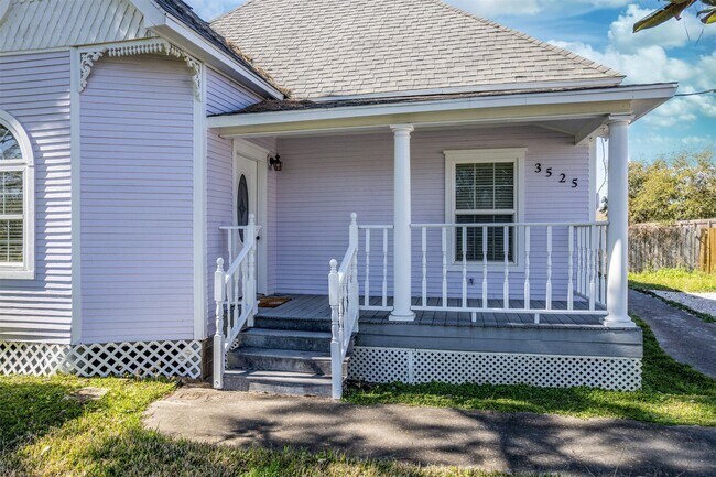 Photo - 3525 Bridgette Ln