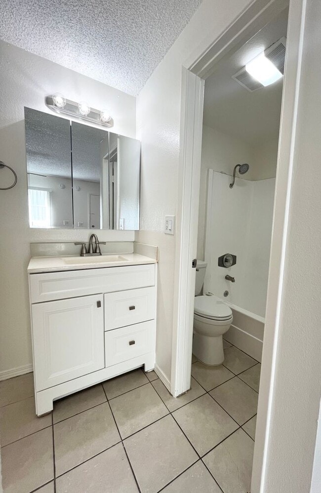 Photo - 338-340 University Place Unit 340-B