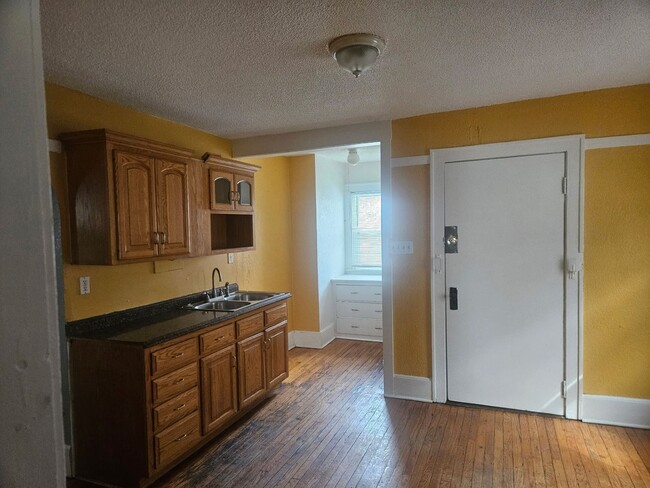 Photo - (DNT)3420NVelRPhillipsM Unit 3422