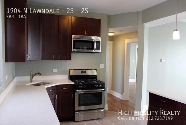 Photo - 1904 N Lawndale Ave Unit 2S