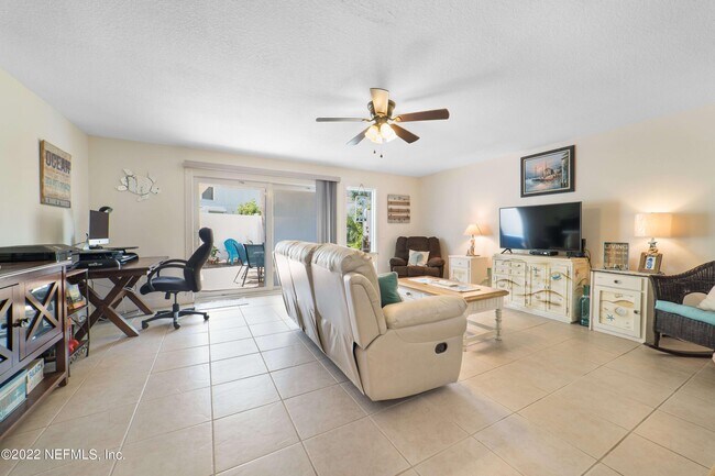 Photo - 2233 Seminole Rd Unit 38