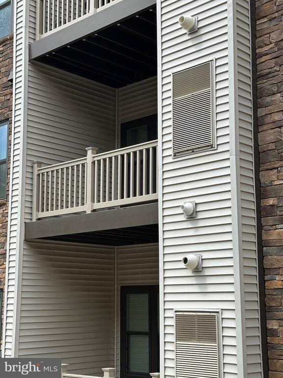 Building Photo - 46270 Mount Allen Ter Unit 203