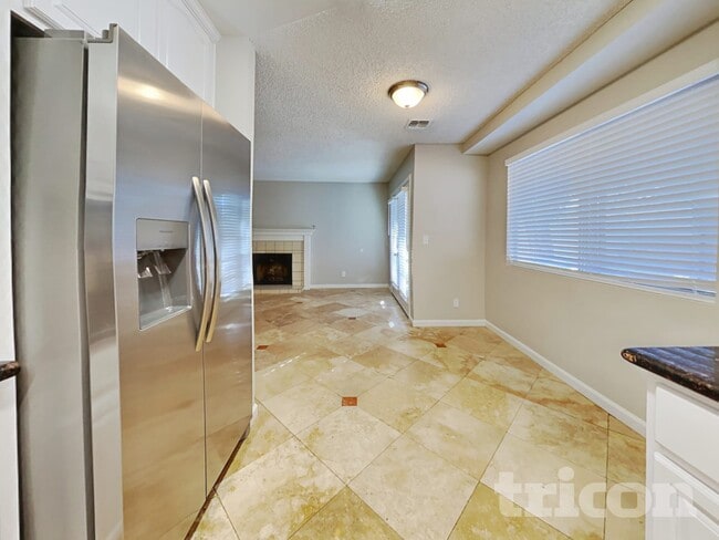 Photo - 3143 Regal Oak Dr