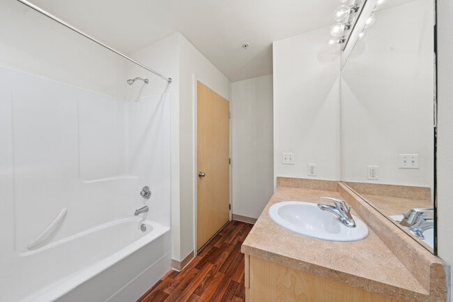 Photo - Heron Creek Apartments