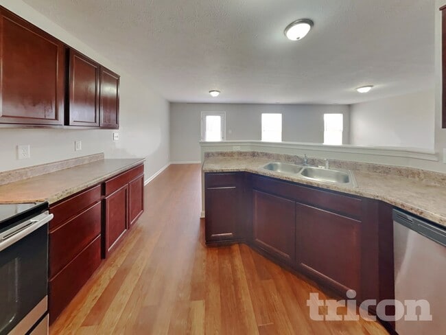 Photo - 7916 Amadeus Dr